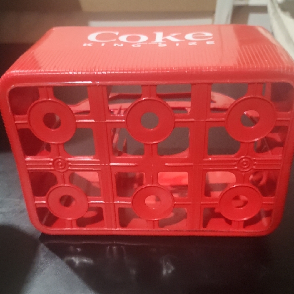 Coca-Cola Red King Size Carrier - Picture 6 of 6